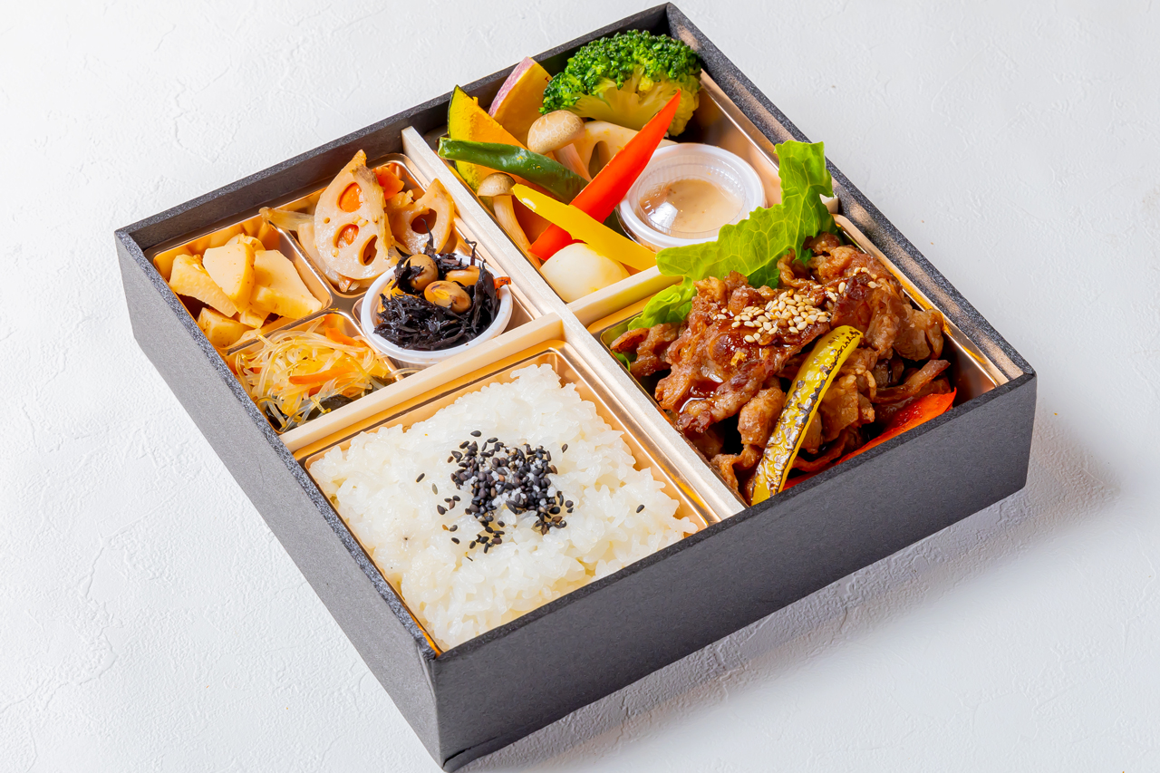 季節の副菜白ごはんと焼肉御膳