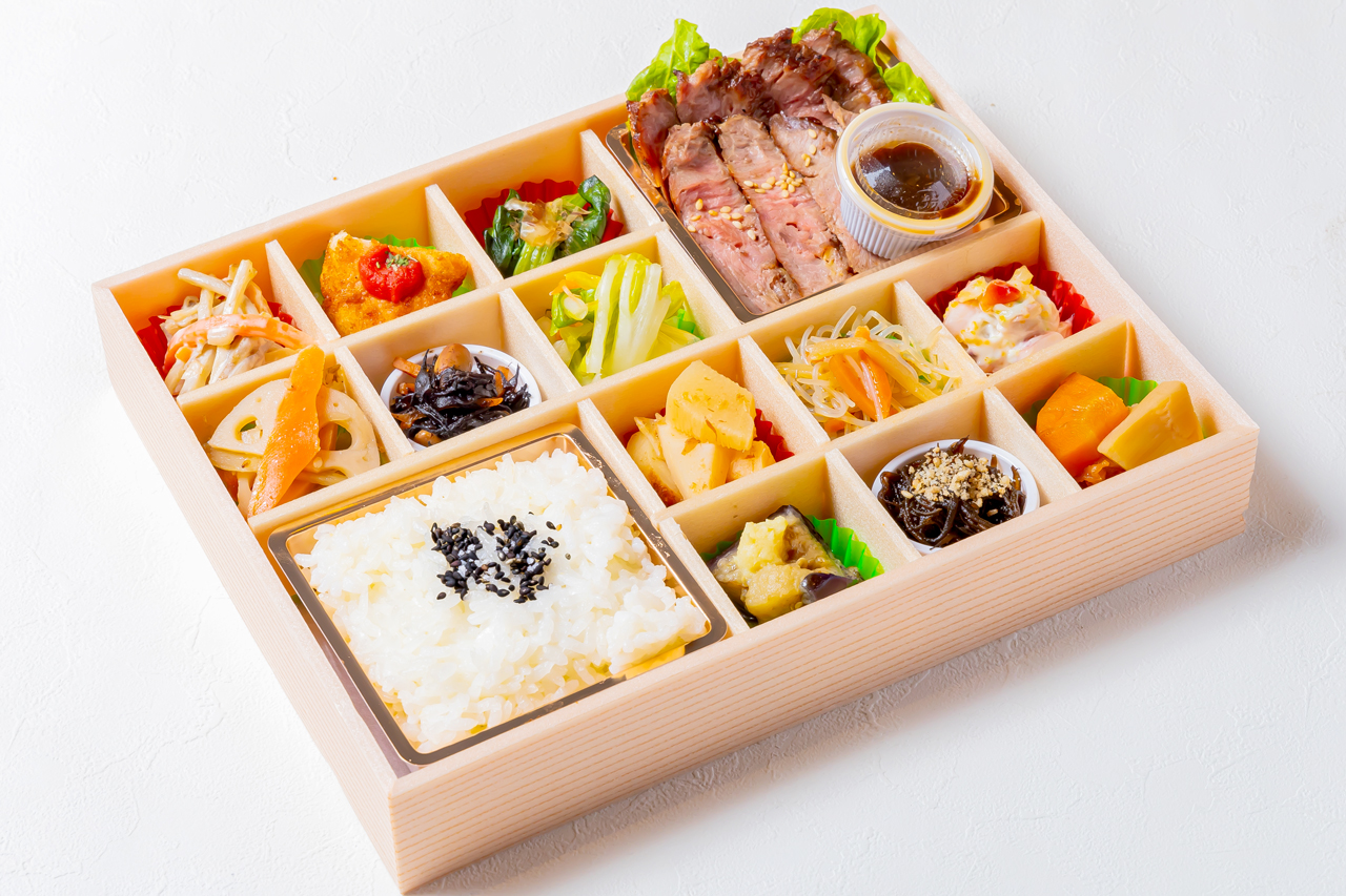 ステーキと彩り錦御膳